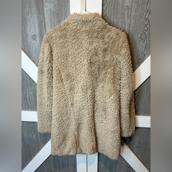 008. Kenneth Cole Faux Fur Coat Tan/Cream Size Small - Picture 2 of 6
